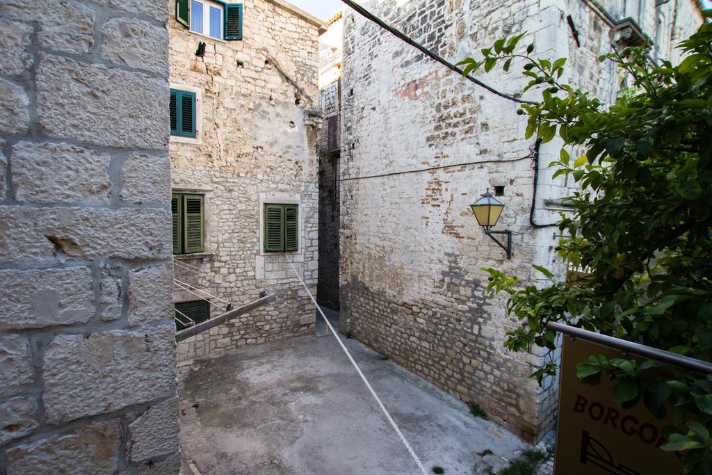 Apartment Toma Trogir Eksteriør billede